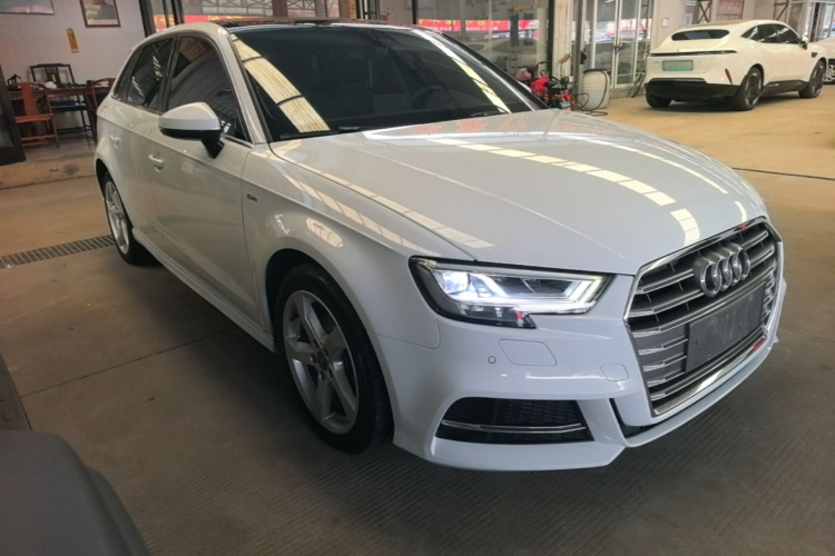 Audi A3 2020 car image #6