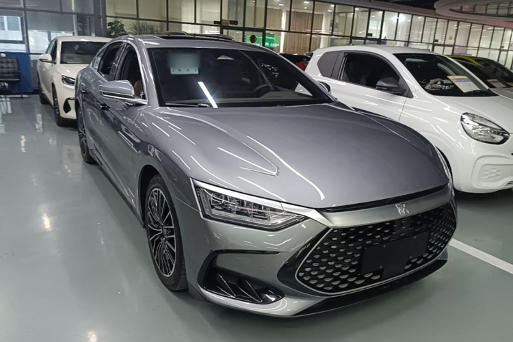 BYD Han 2022 car image #4