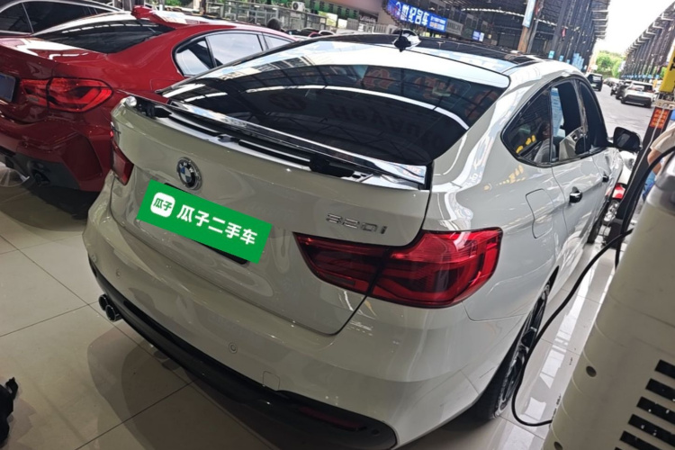 BMW 3 Series GT 2019 #5 BMW 3 Series GT 2019 immagine di auto #5