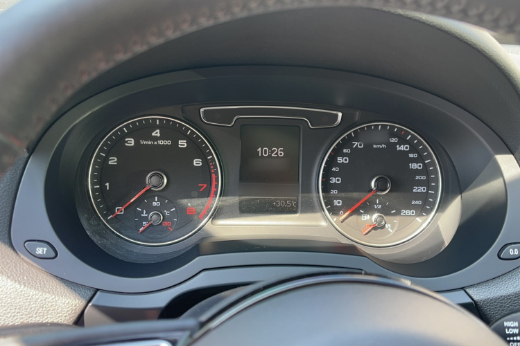Audi Q3 2019 #17 Audi Q3 2019 car image #17