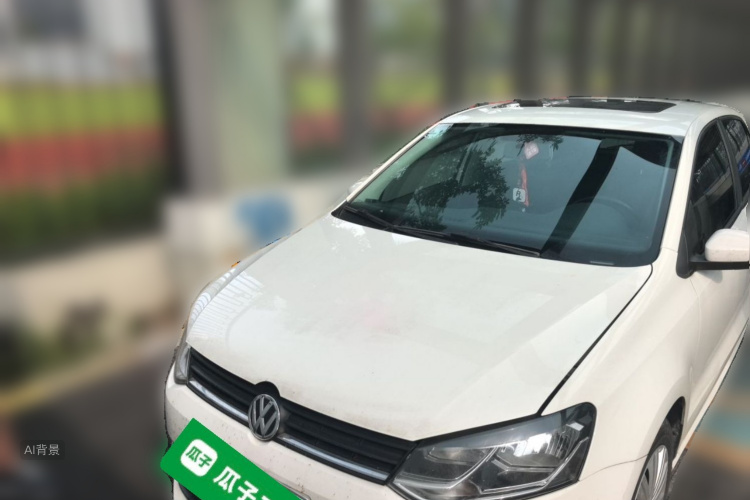 Volkswagen Polo 2016 car image #3