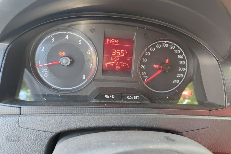 Volkswagen Santana 2017 #13 Volkswagen Santana 2017 car image #13
