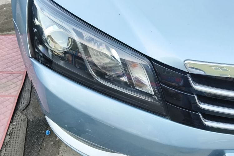 GEELY Emgrand 2016 car image #8