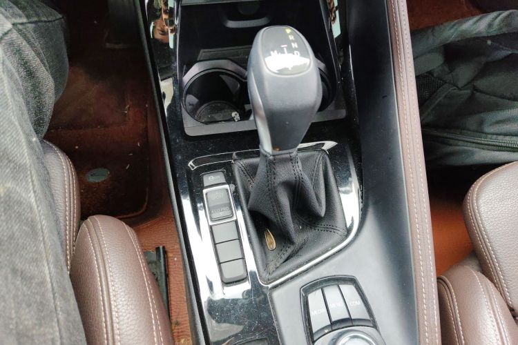 BMW X1 2019 #14 BMW X1 2019 car image #14