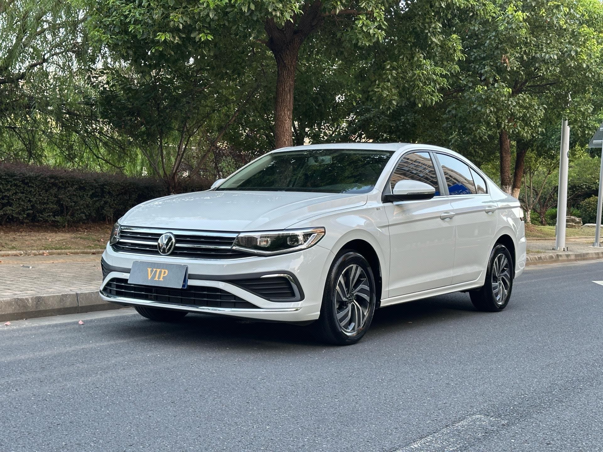 2025 2025 car image