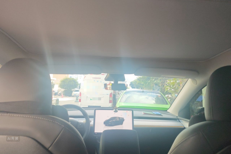 Tesla Model Y 2023 immagine di auto #20