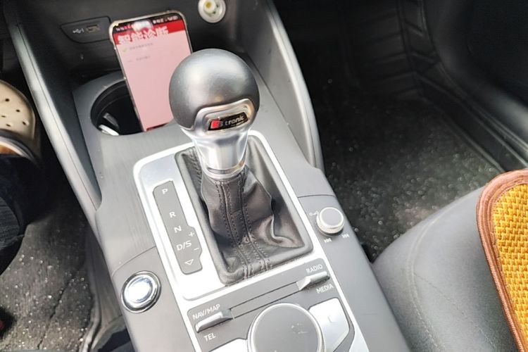 Audi A3 2018 #14 Audi A3 2018 car image #14
