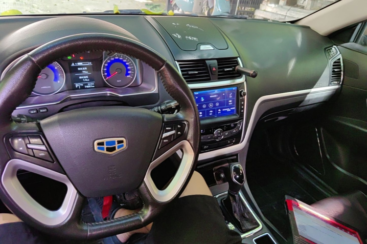 GEELY Emgrand 2016 #10 GEELY Emgrand 2016 car image #10