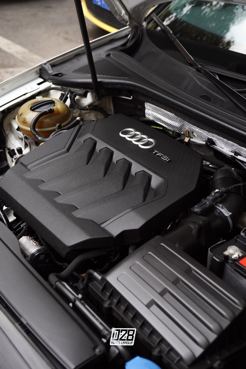 Audi A3 2018 car image #10