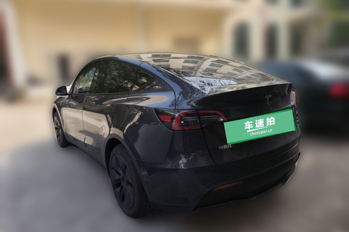 Tesla Model Y 2024 #3 Tesla Model Y 2024 car image #3