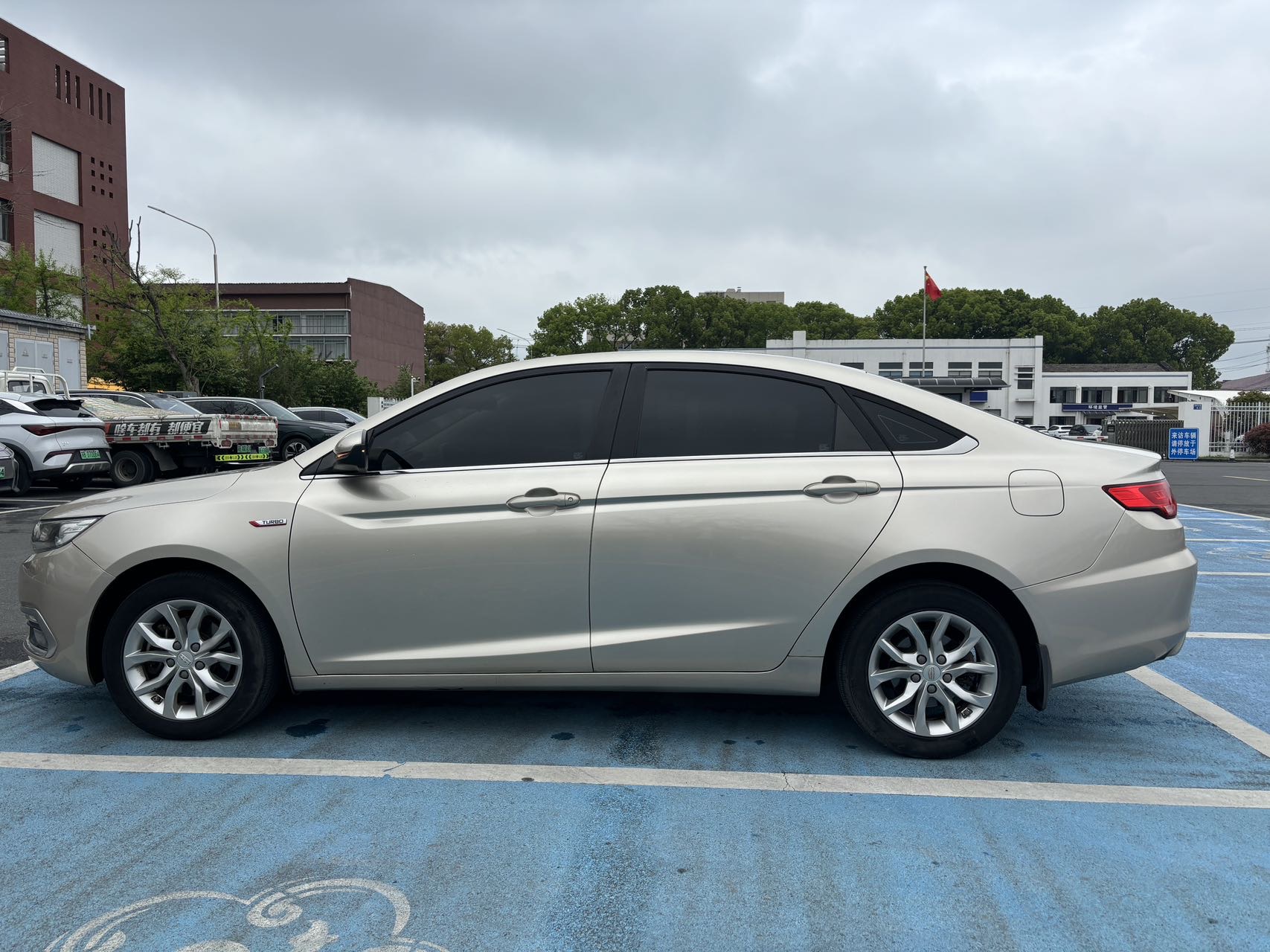 GEELY Emgrand GL 2017 #8 GEELY Emgrand GL 2017 صورة سيارة #8