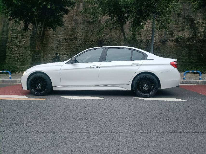 BMW 3 Series 2019 #13 BMW 3 Series 2019 car image #13