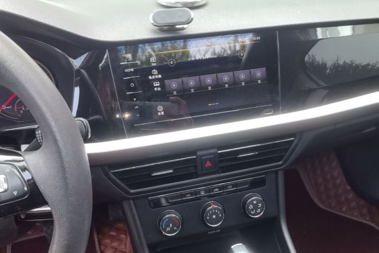 Volkswagen Lavida 2021 car image #13