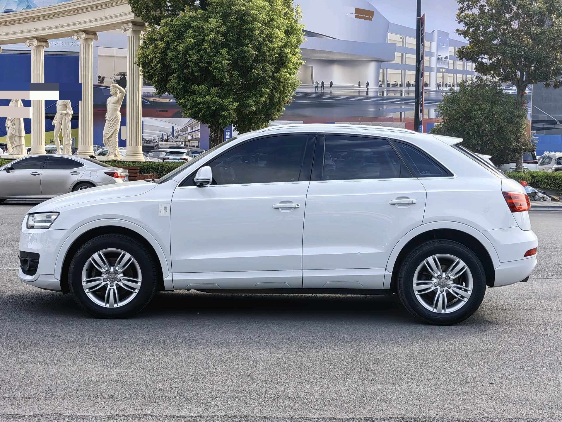 Audi Q3 2014 #4 Audi Q3 2014 car image #4