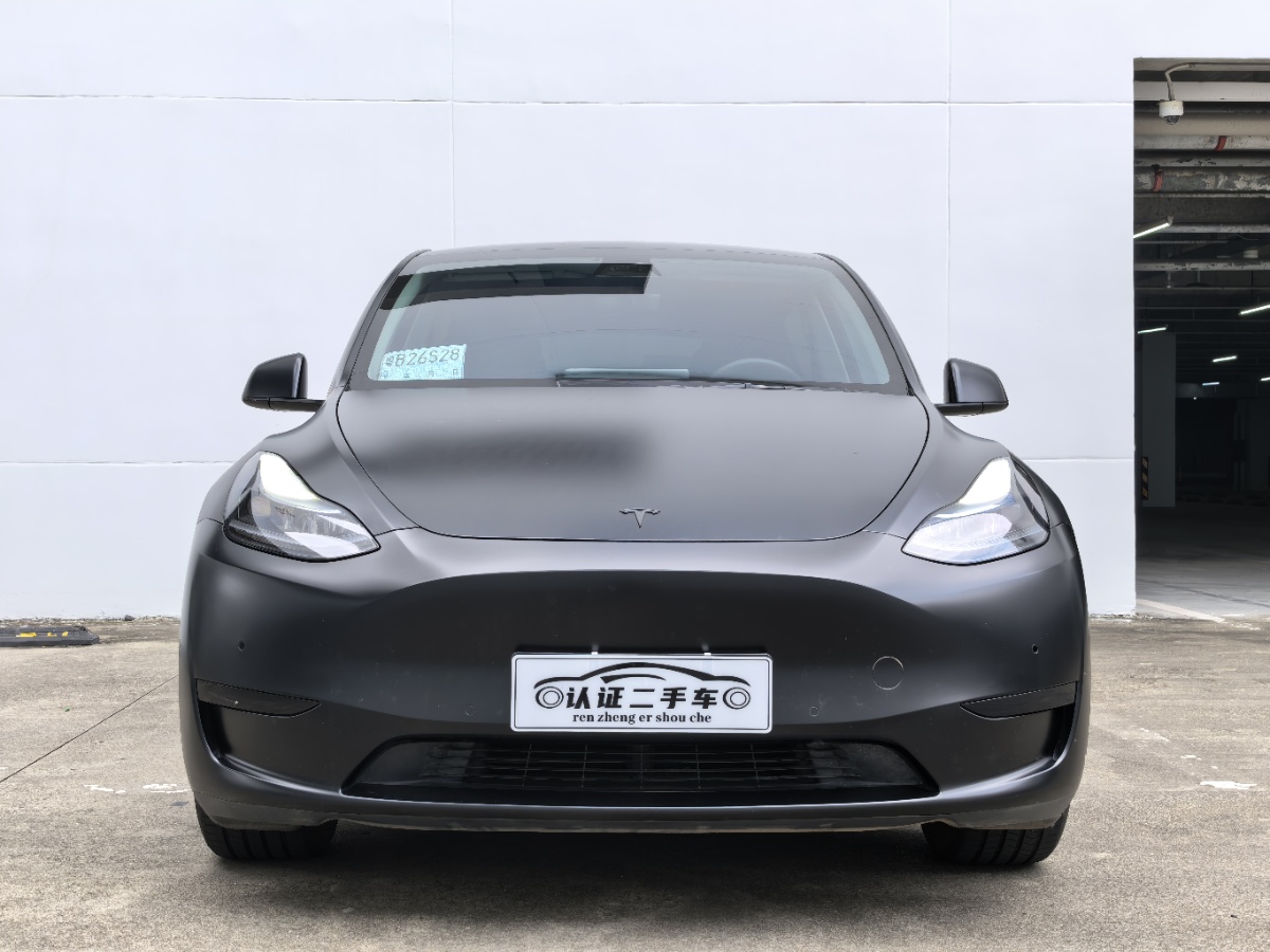 Tesla Model Y 2023 #2 Tesla Model Y 2023 car image #2