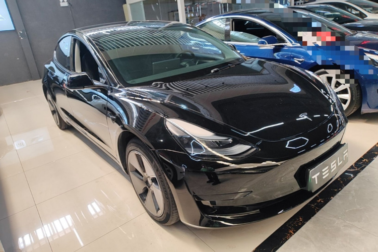 Tesla Model 3 2023 car image #4