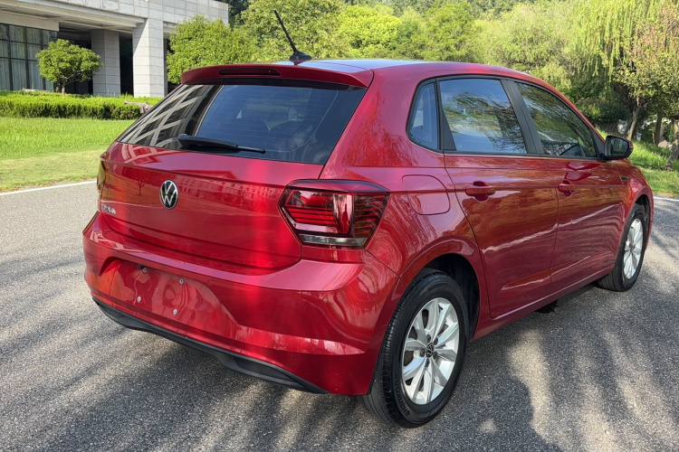 Volkswagen Polo 2021 car image #11