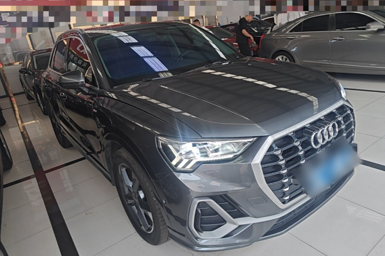 Audi Q3 2021 #4 Audi Q3 2021 car image #4