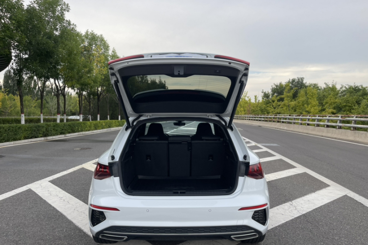 Audi A3 2022 immagine di auto #29