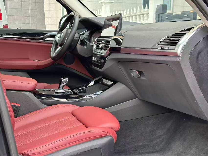 BMW X3 2022 car image #6