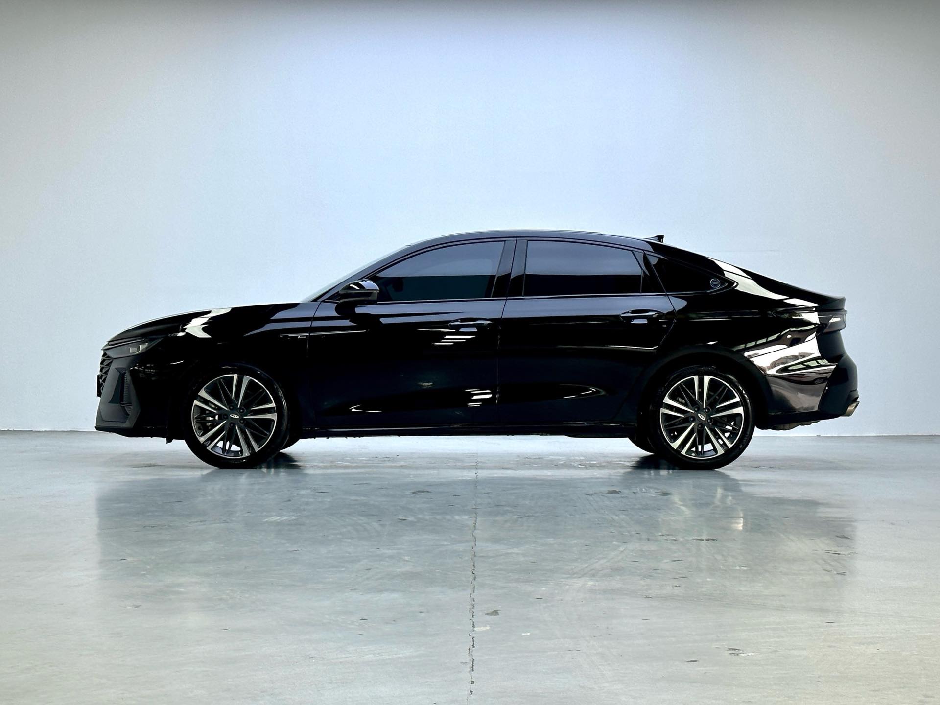 Chery Arrizo 8 2025 car image #8