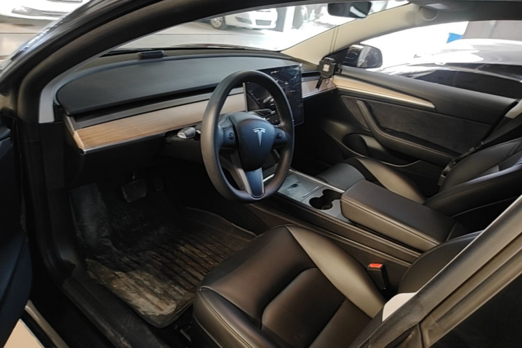 Tesla Model 3 2023 #16 Tesla Model 3 2023 car image #16