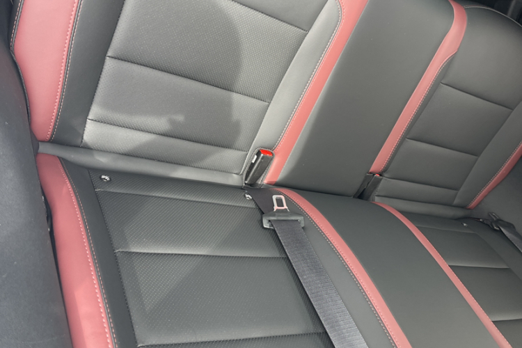 GEELY Coolray 2021 #20 GEELY Coolray 2021 car image #20