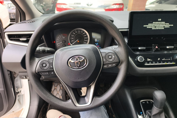 2025 #15 2025 immagine di auto #15