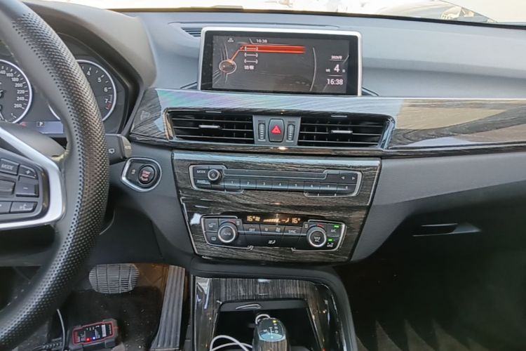 BMW X1 2017 #17 BMW X1 2017 car image #17