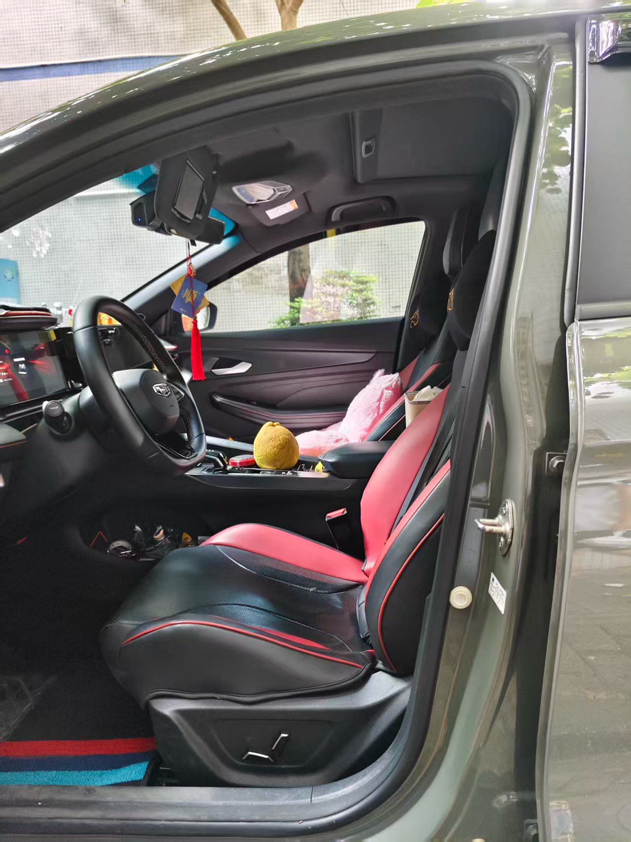 2022 immagine di auto #3
