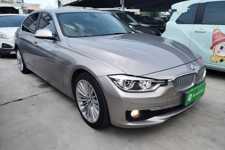 BMW 3 Series 2018 #6 BMW 3 Series 2018 car image #6