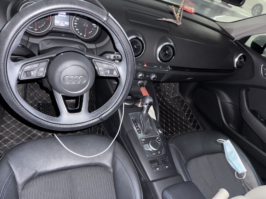 Audi A3 2019 car image #3
