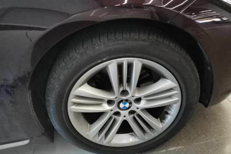 BMW 3 Series 2016 car image #9