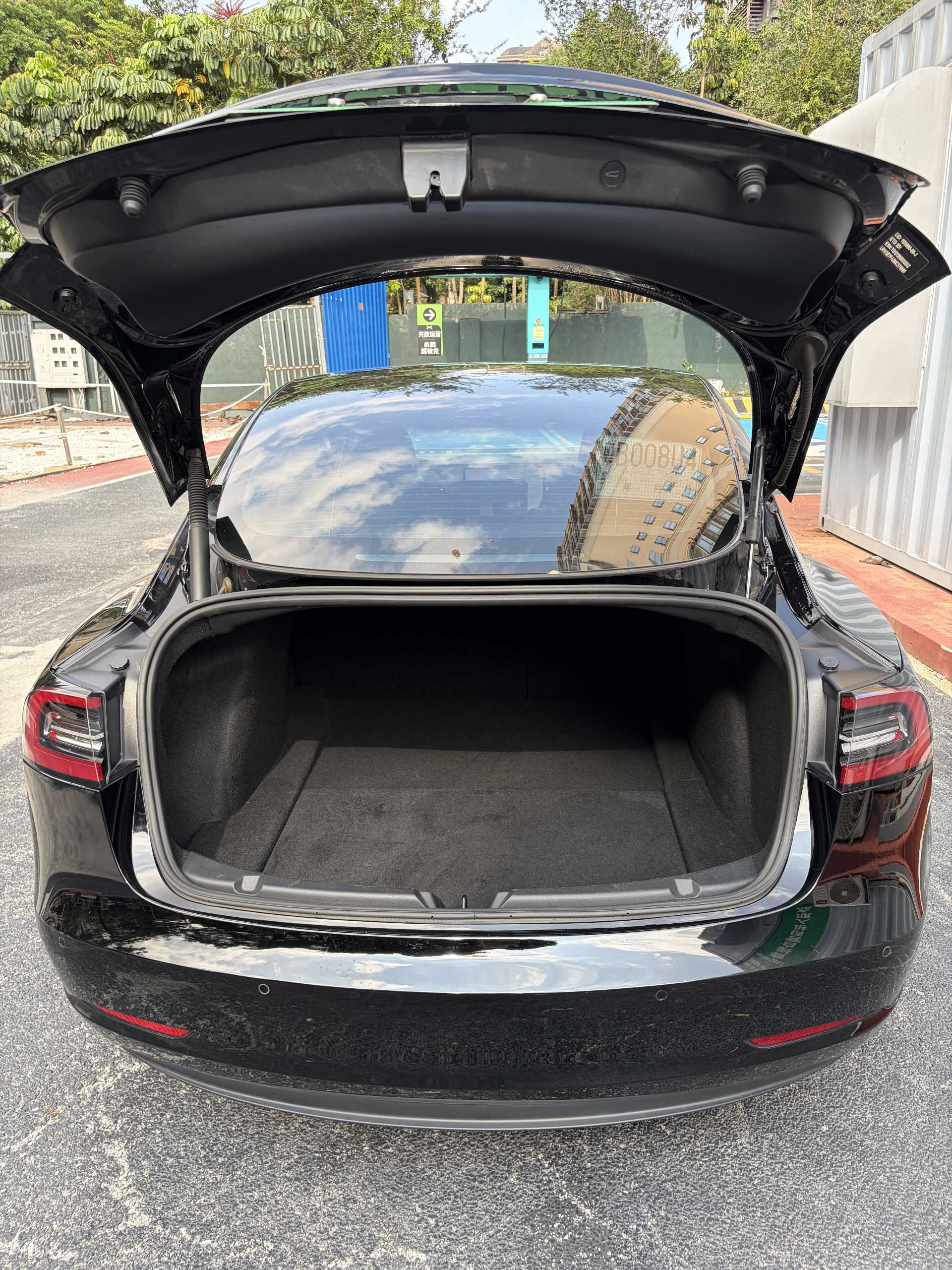 Tesla Model 3 2021 #8 Tesla Model 3 2021 صورة سيارة #8