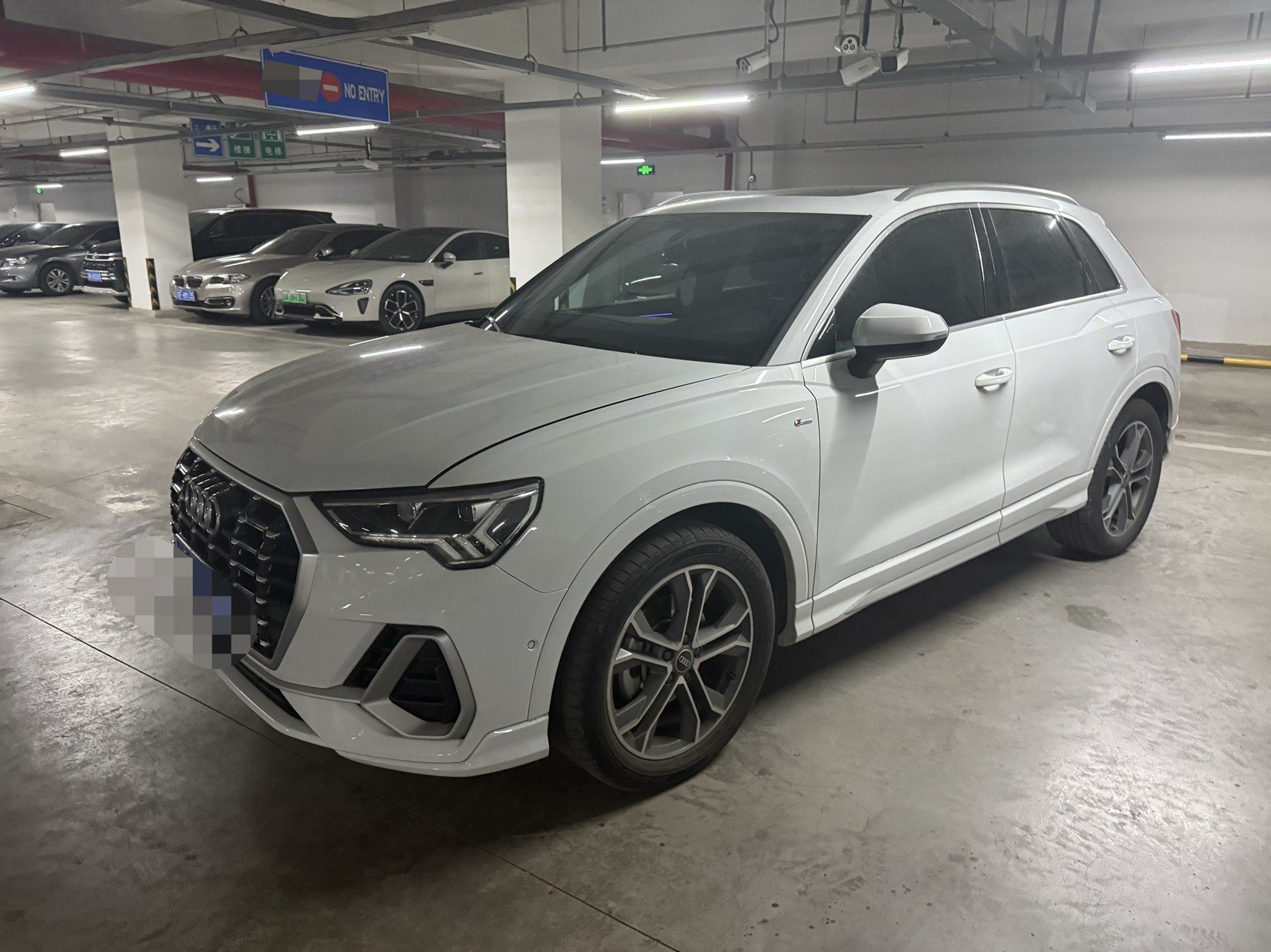 Audi Q3 2022 Audi Q3 2022 car image