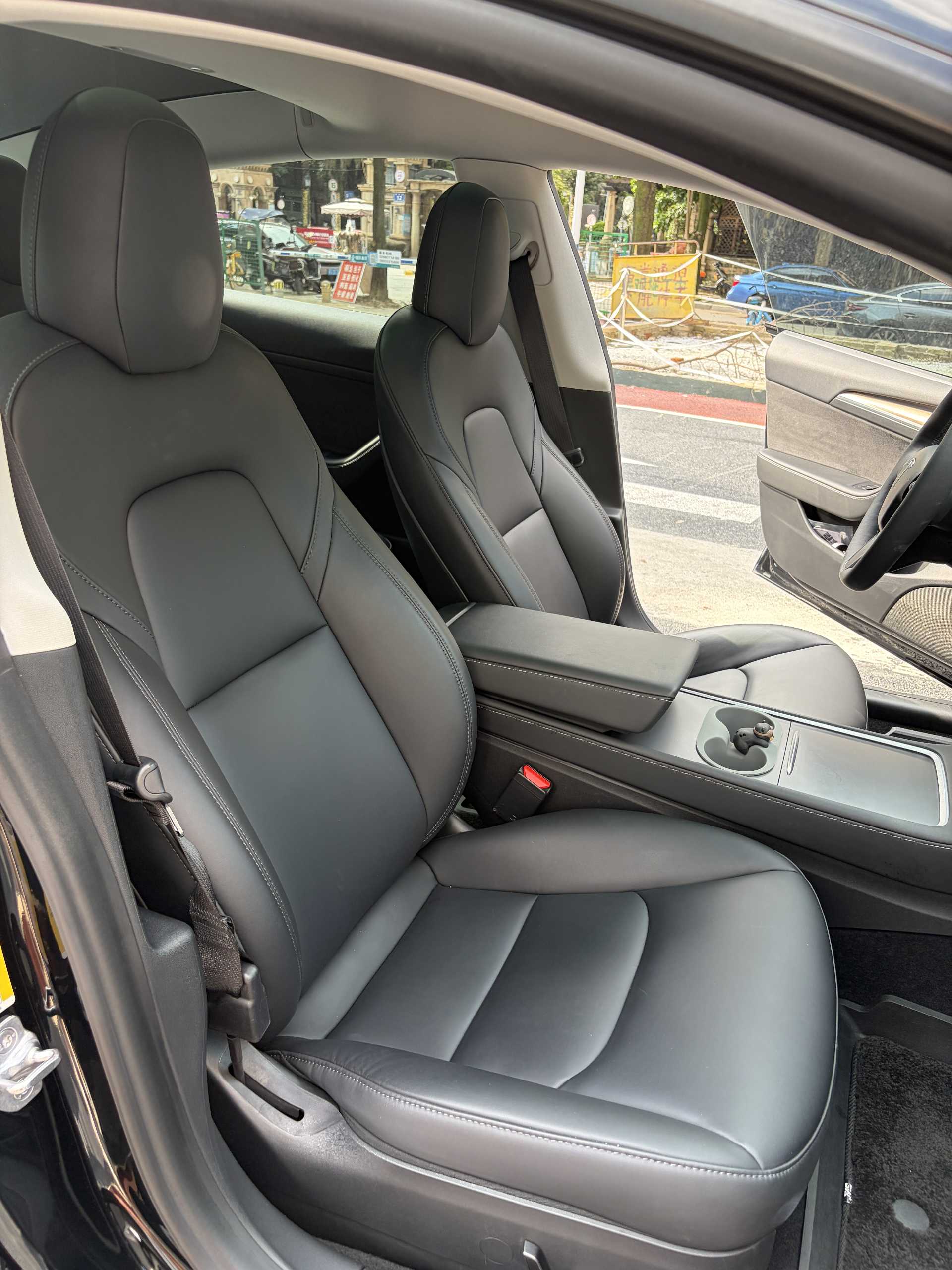 Tesla Model 3 2021 #6 Tesla Model 3 2021 صورة سيارة #6