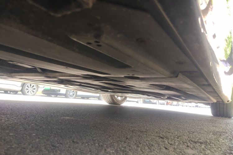 BMW 3 Series 2019 car image #24