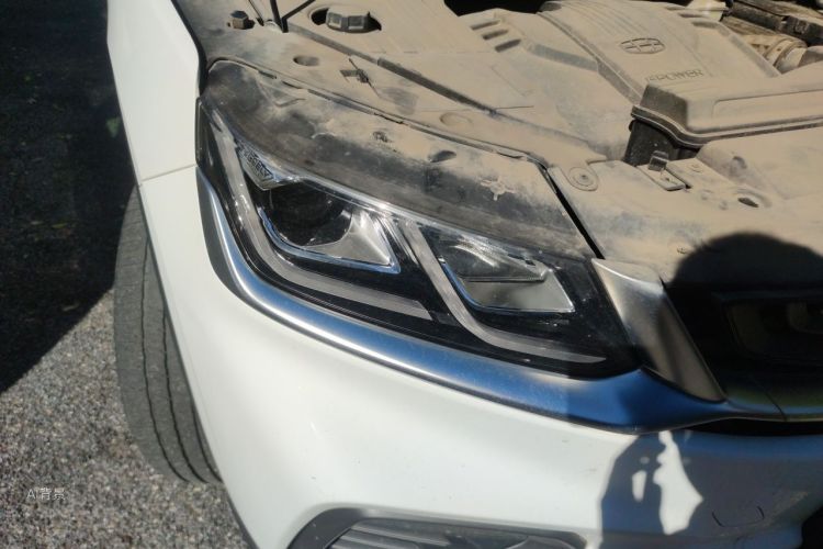 GEELY Coolray 2020 immagine di auto #8