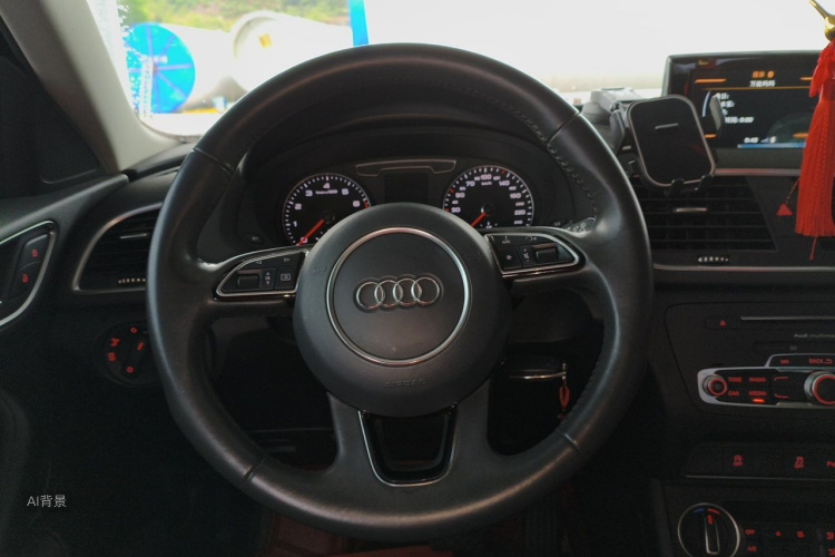 Audi Q3 2019 #12 Audi Q3 2019 car image #12