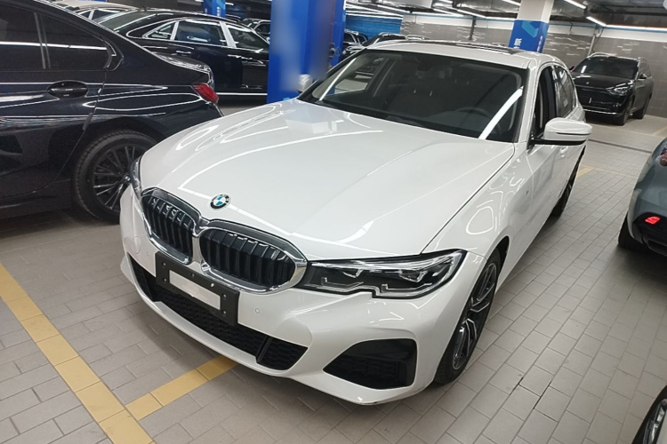 BMW 3 Series 2021 #2 BMW 3 Series 2021 car image #2