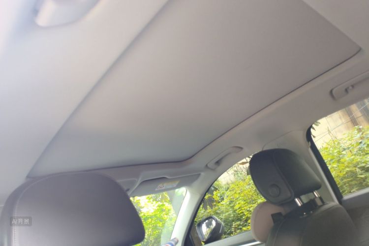 Audi Q3 2020 car image #20