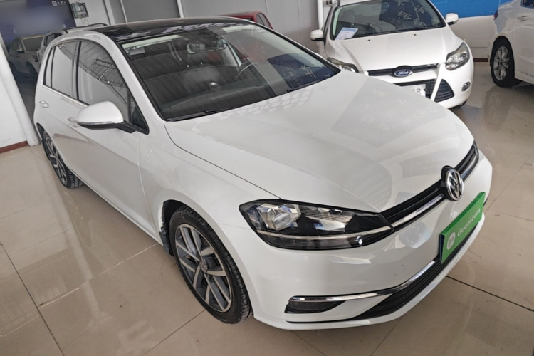 Volkswagen Golf 2019 #4 Volkswagen Golf 2019 car image #4