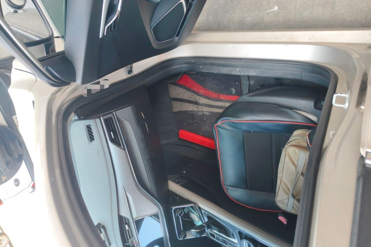 GEELY Binray 2019 image de voiture #21