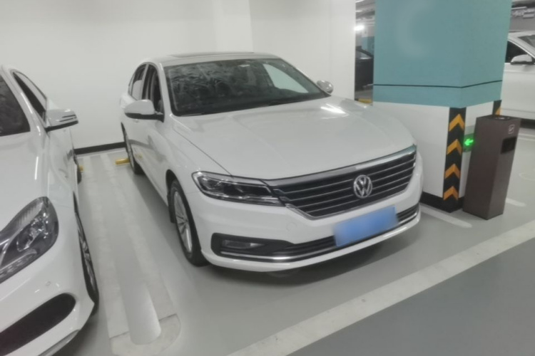 Volkswagen Lavida 2018 image de voiture #4