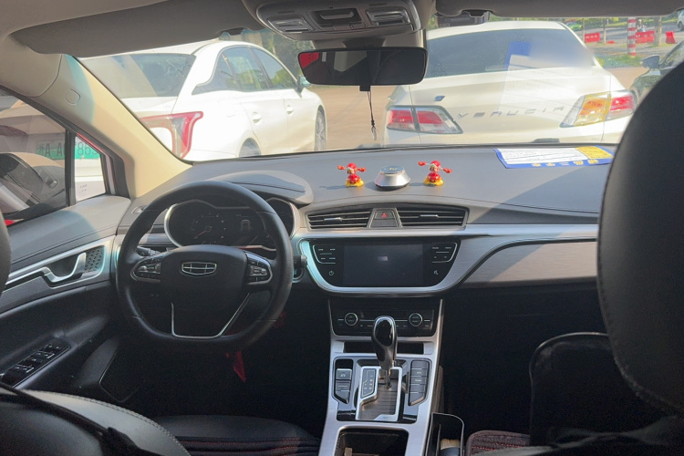 GEELY Emgrand GS 2020 изображение автомобиля #11