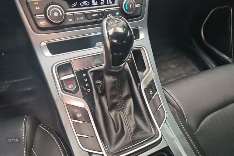 GEELY Emgrand 2020 car image #16