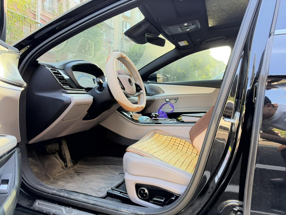 BYD Han 2025 imagen de coche #10