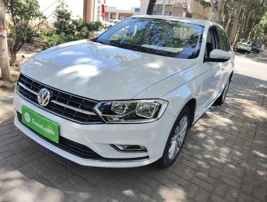 Volkswagen Bora 2016 car image 