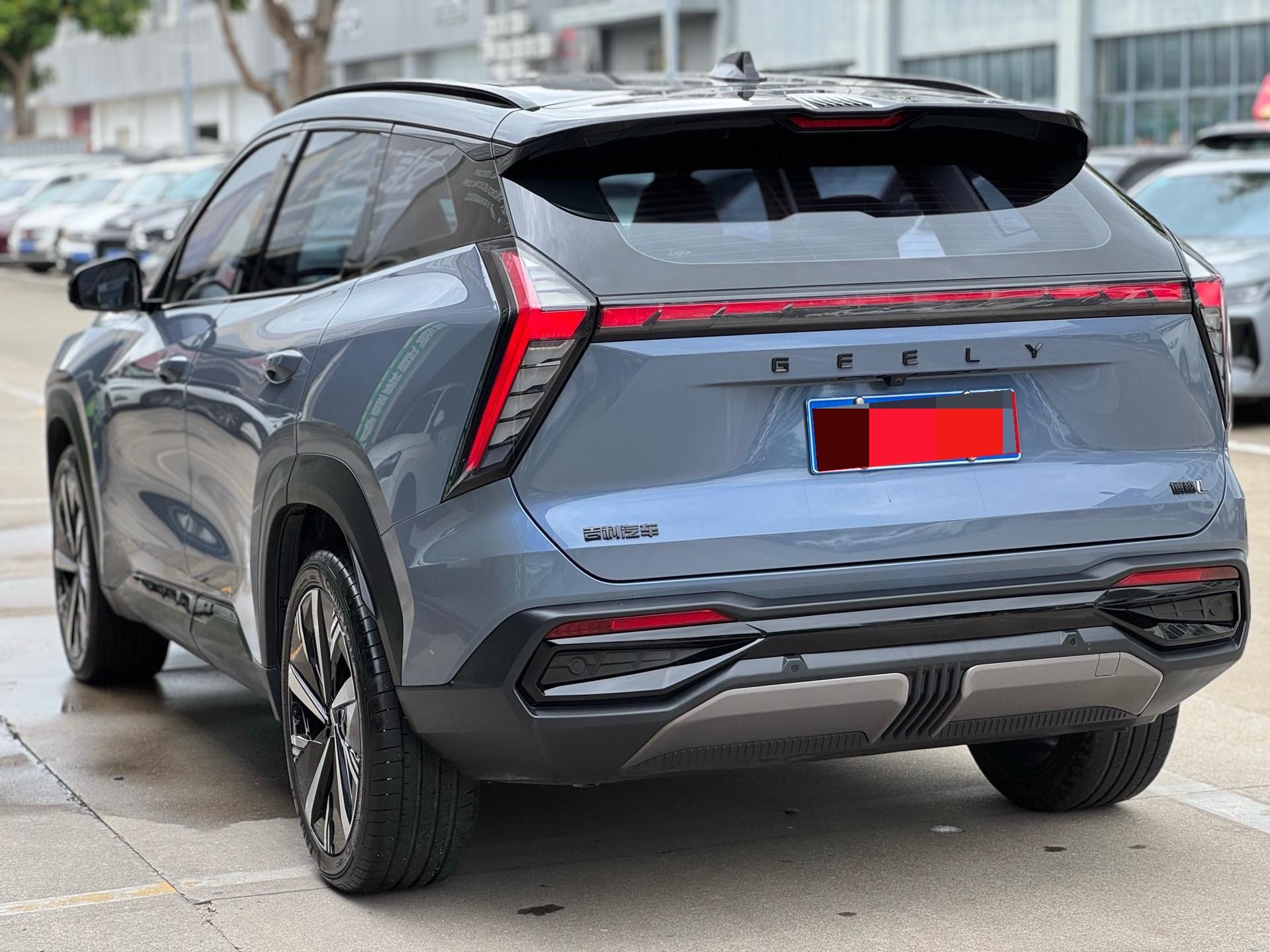 GEELY Boyue L 2023 car image #9