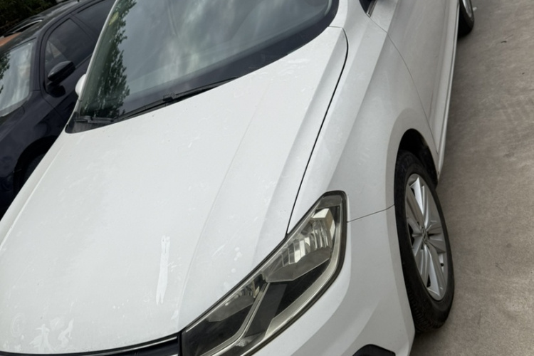 Volkswagen Santana 2016 car image #6